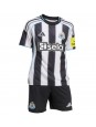 Newcastle United Tino Livramento #21 Replika Hemmakläder Barn 2025-26 Kortärmad (+ byxor)